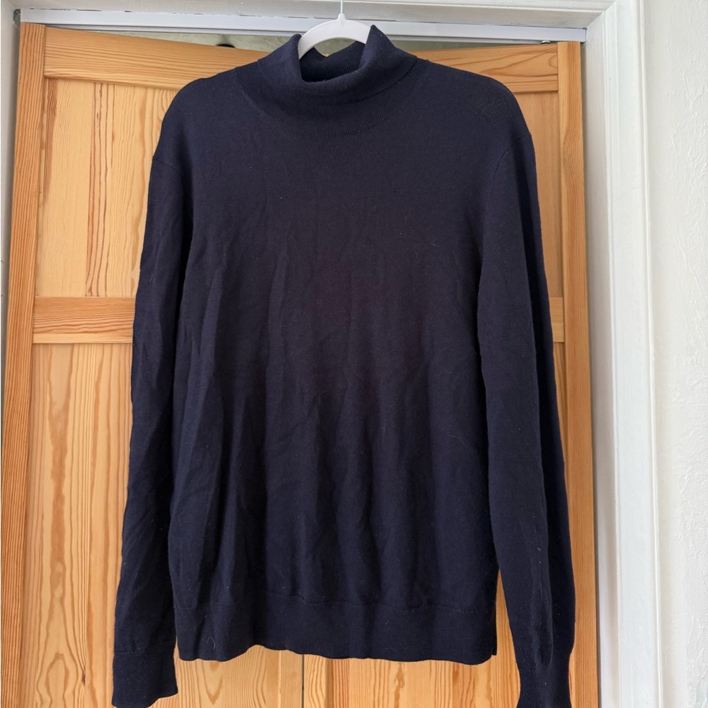 100% Merino Wool Turtleneck Sweater